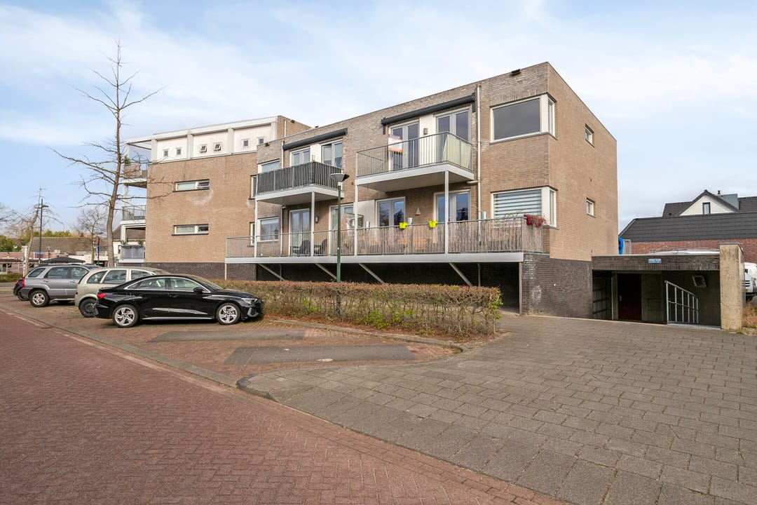 Foto 23 van Hertog Jan II Laan 2-04