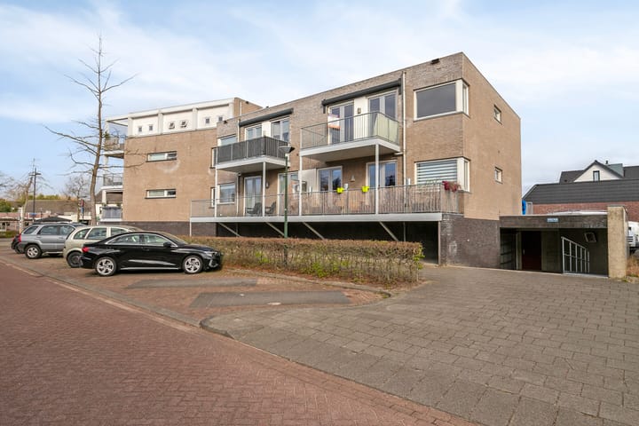 Foto 23 van Hertog Jan II Laan 2-04