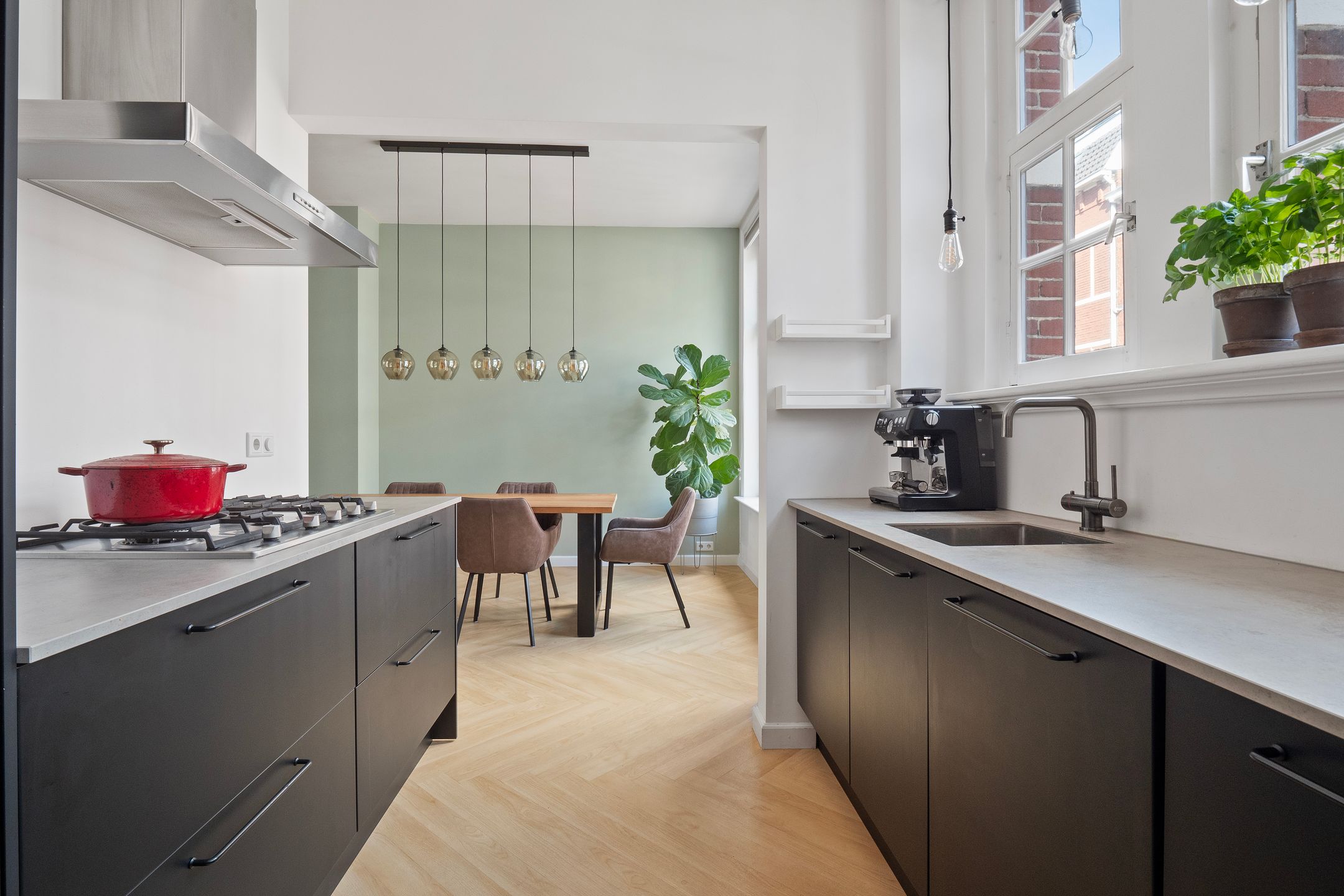 Foto 15 van Hertogstraat 12-A