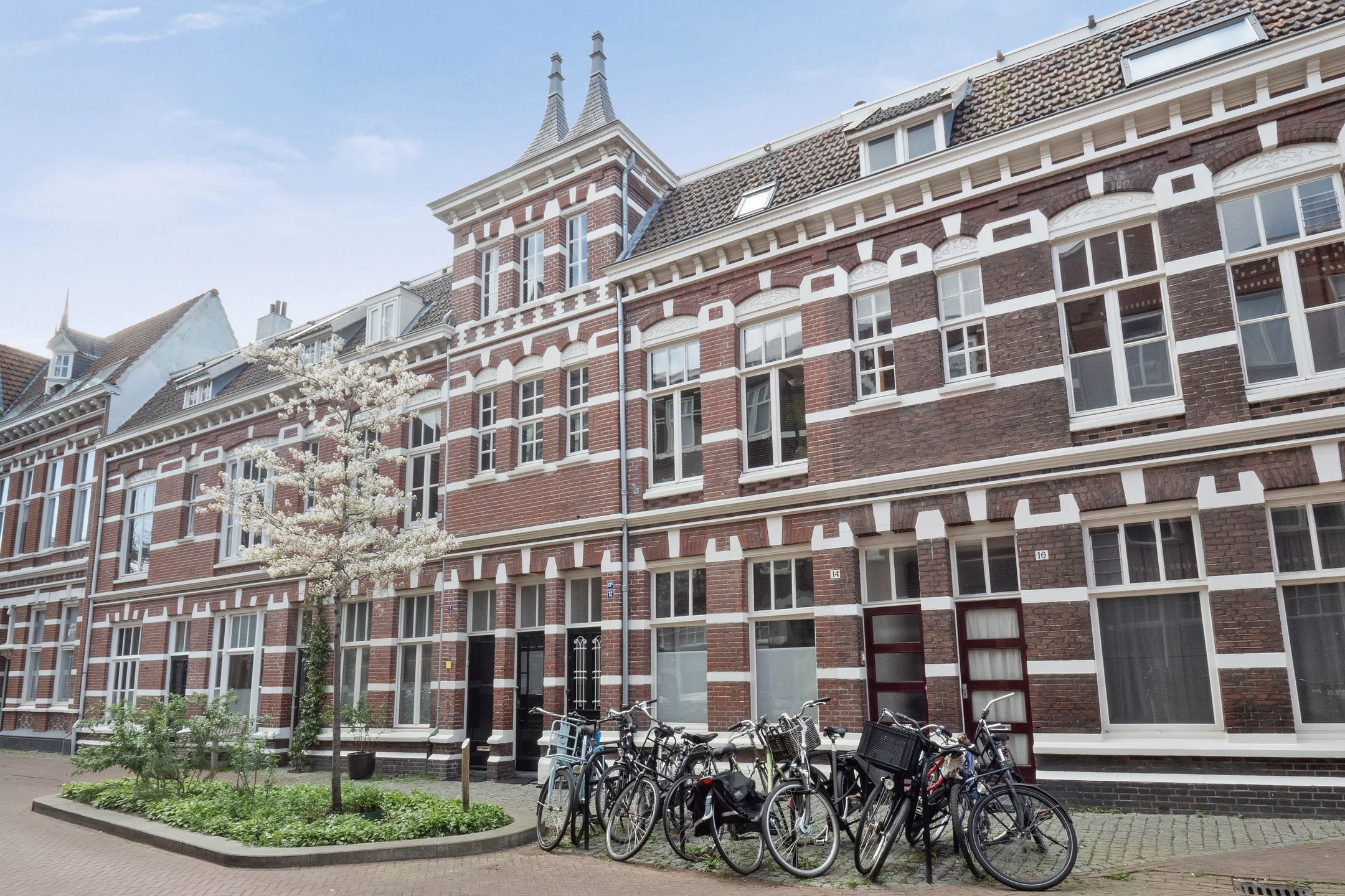 Foto 36 van Hertogstraat 12-A