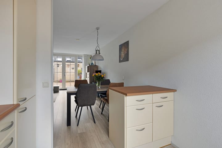 Foto 16 van Cor Witschgestraat 12