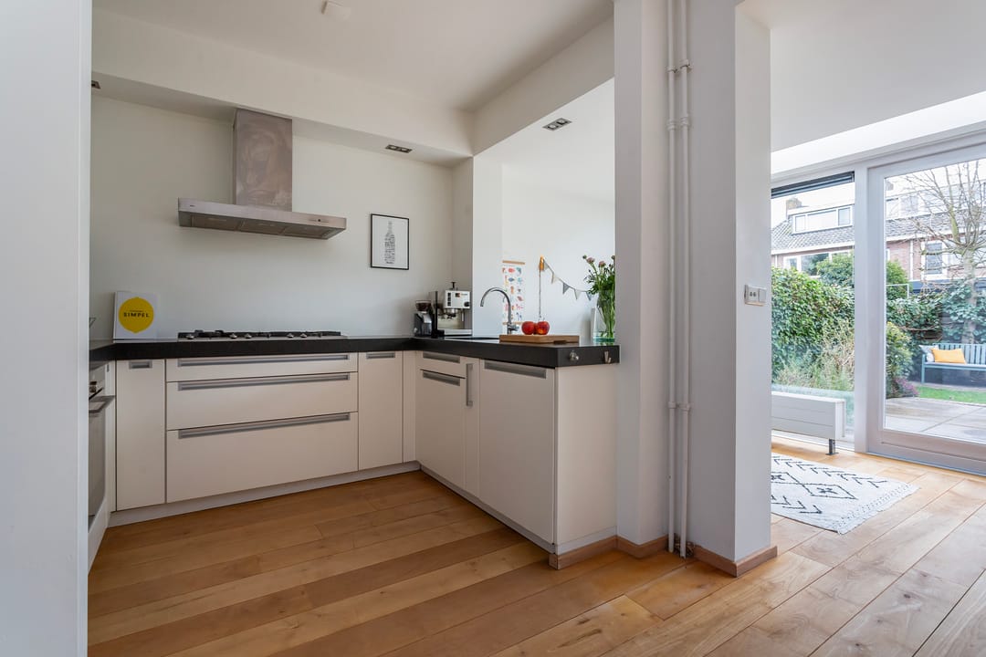 Photo 8 of Obrechtlaan 12