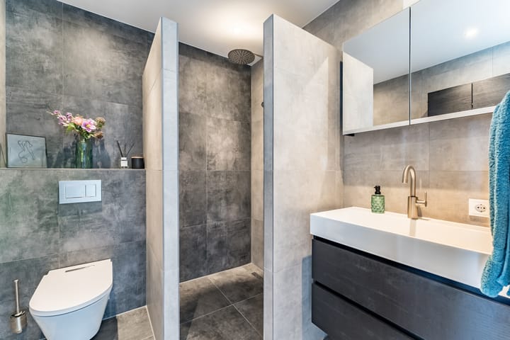 Foto 39 van Van den Broekstraat 55