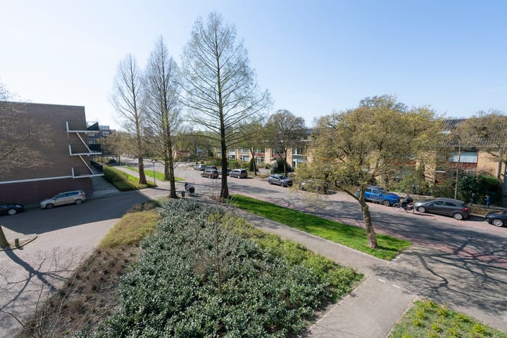 Foto 2 van Oostelijk Halfrond 179