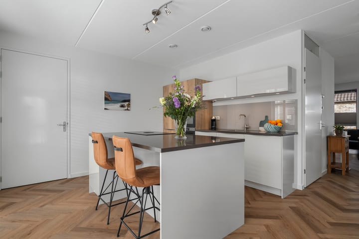 Foto 16 van Koningin Máximalaan 8