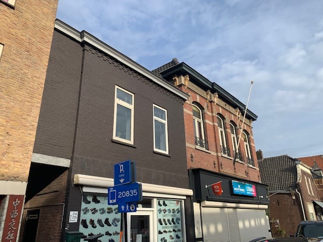 Foto 1 van Marktstraat 21-B