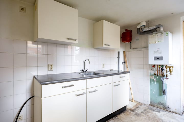 Photo 16 of Kruisweg 54