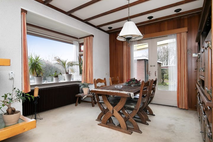 Foto 4 van Almelosestraat 48