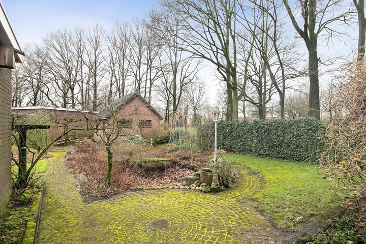 Foto 24 van Almelosestraat 48