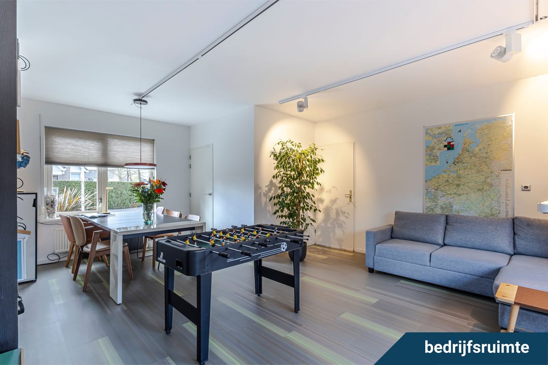 Foto 32 van Fuutlaan 1