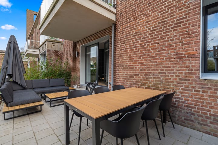 Photo 25 of Burgemeester Baumannlaan 173-A