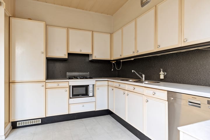 Photo 9 of Frans Halslaan 32