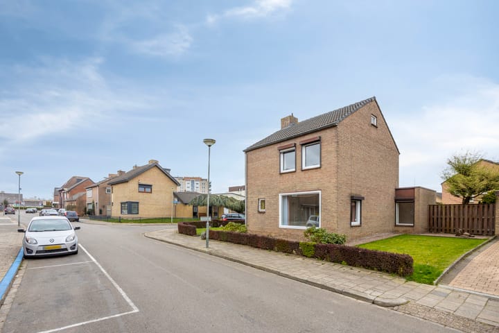 Foto 28 van Lambermonstraat 31