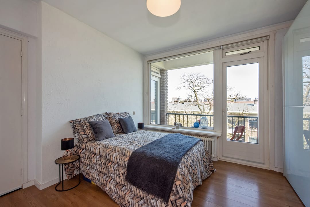 Foto 11 van Aart van der Leeuwkade 42