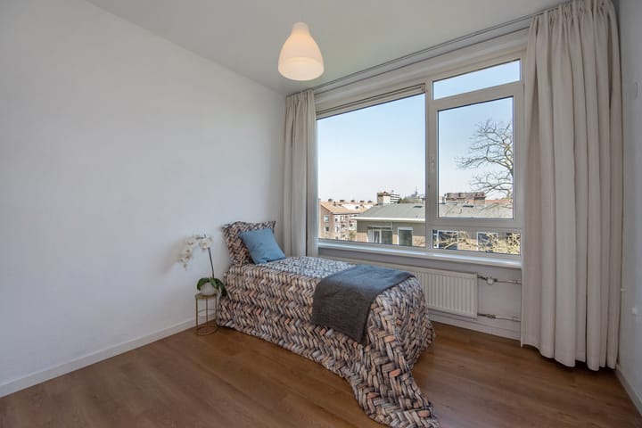 Foto 12 van Aart van der Leeuwkade 42