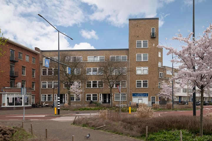 Foto 2 van Lorentzplein 10-B1