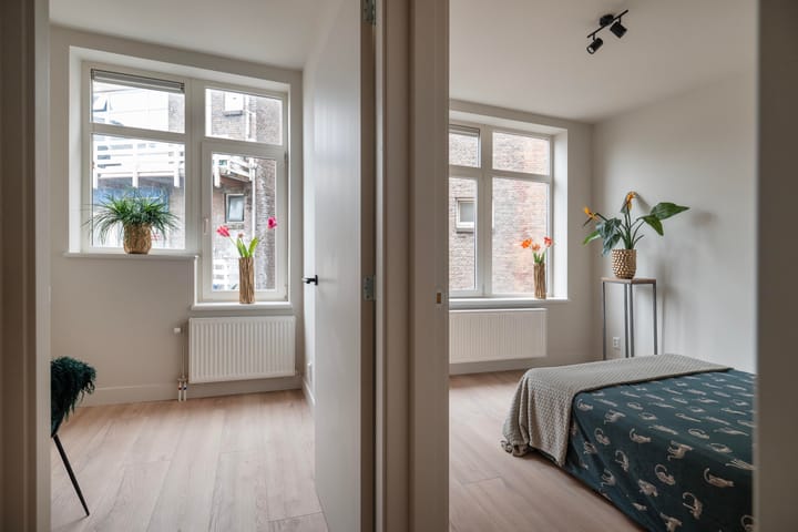 Foto 12 van Lorentzplein 10-B1