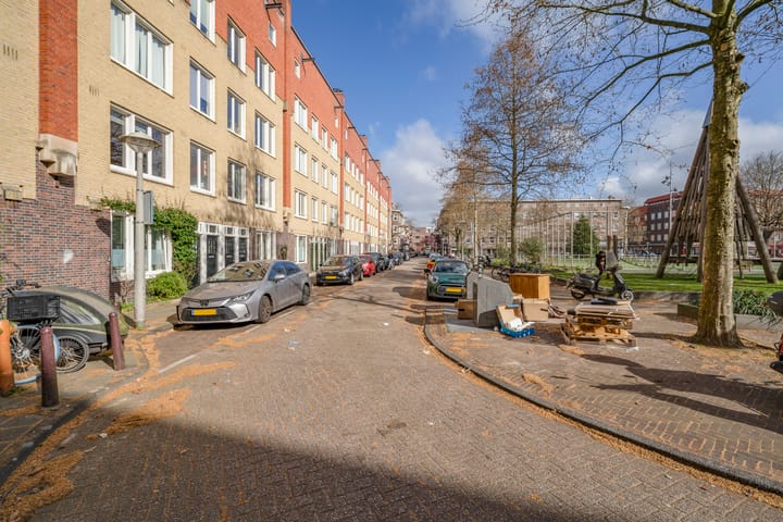 Foto 28 van Makassarstraat 58-2