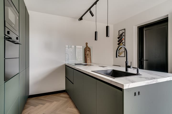 Photo 3 of Commendereijstraat 5