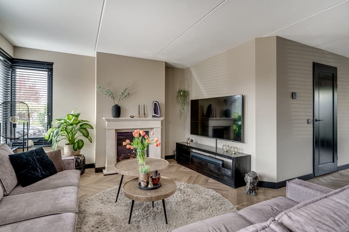 Photo 17 of Commendereijstraat 5