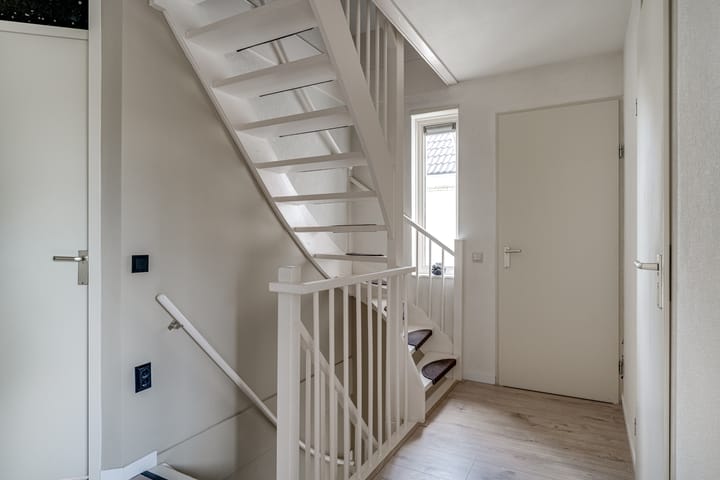 Photo 37 of Commendereijstraat 5