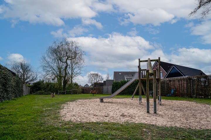 Photo 57 of Commendereijstraat 5