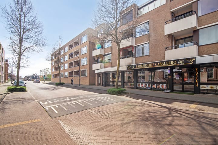 Photo 20 of Stationsstraat 138