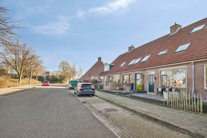 Photo 3 of Melchiorstraat 44