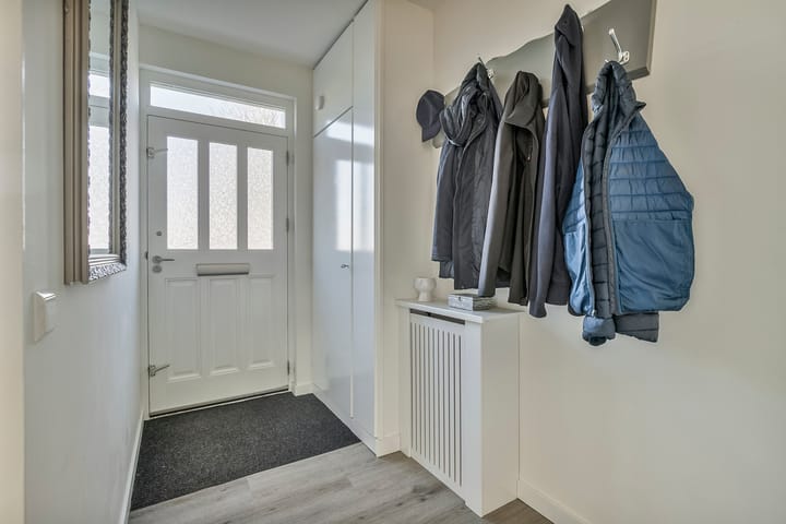 Photo 4 of Melchiorstraat 44