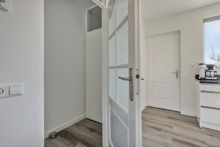 Photo 7 of Melchiorstraat 44