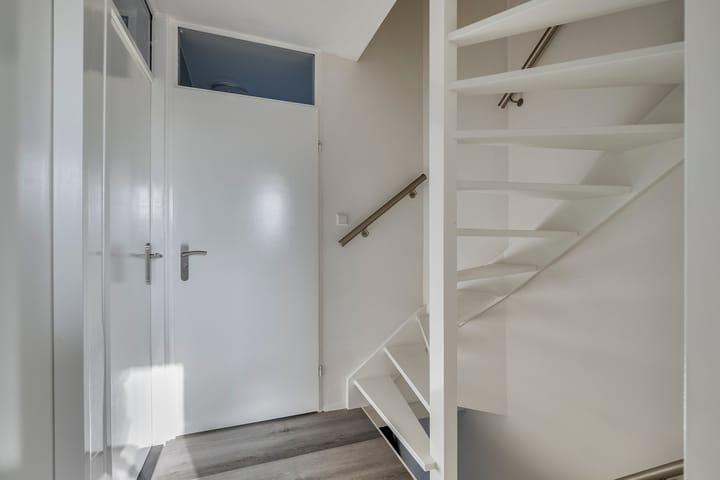 Photo 14 of Melchiorstraat 44