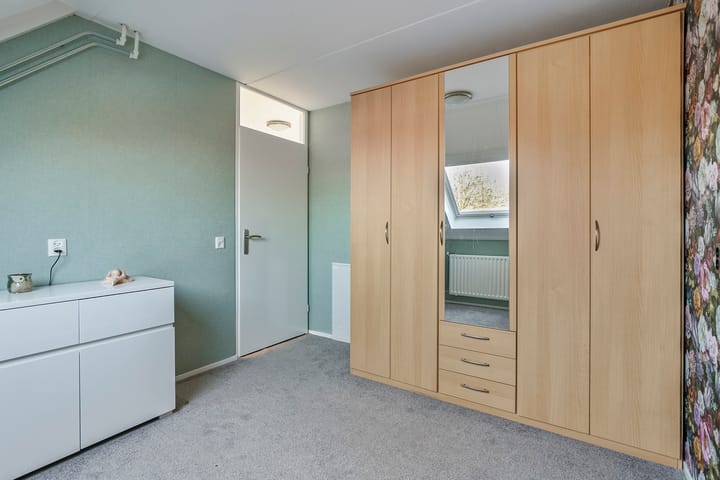 Photo 21 of Melchiorstraat 44