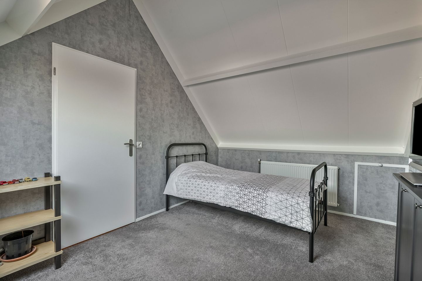 Photo 25 of Melchiorstraat 44