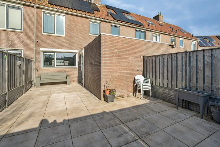 Photo 28 of Melchiorstraat 44