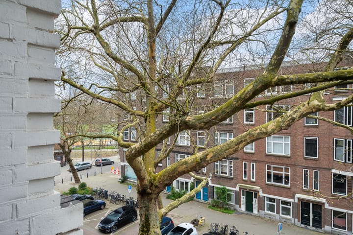 Foto 27 van Graaf Florisstraat 13-A03