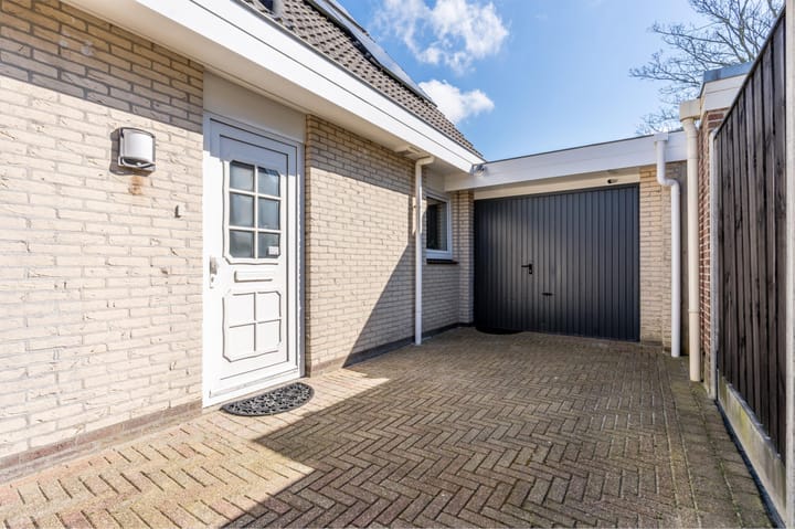 Photo 3 of Simon Sipmastrjitte 3