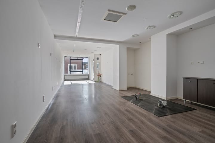 Foto 32 van Herstraat 8