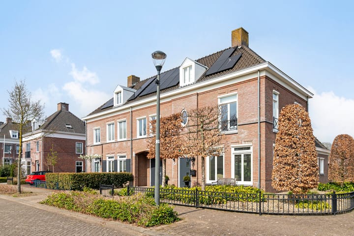 Foto 5 van Roselmanserf 8