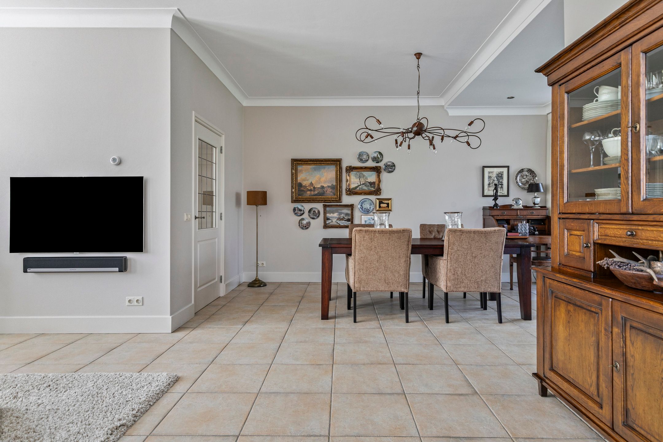 Foto 12 van Roselmanserf 8