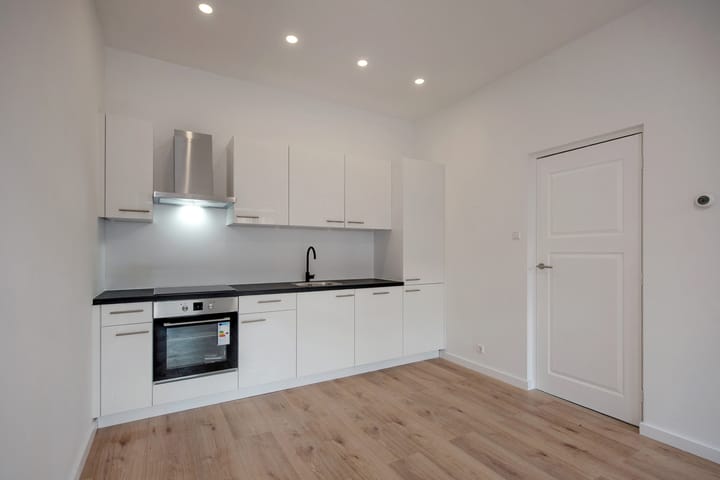 Foto 8 van Van Musschenbroekstraat 253