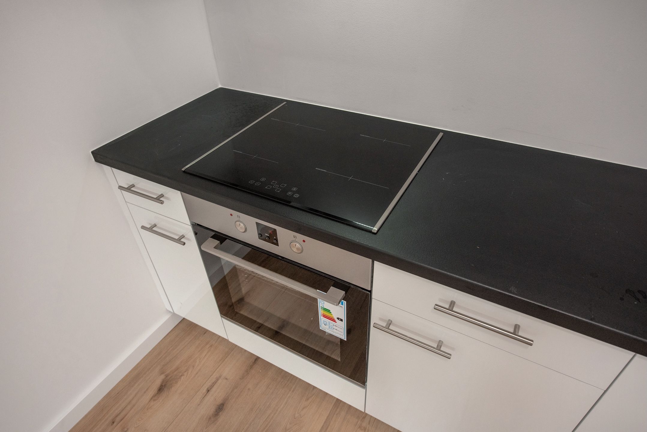 Foto 9 van Van Musschenbroekstraat 253