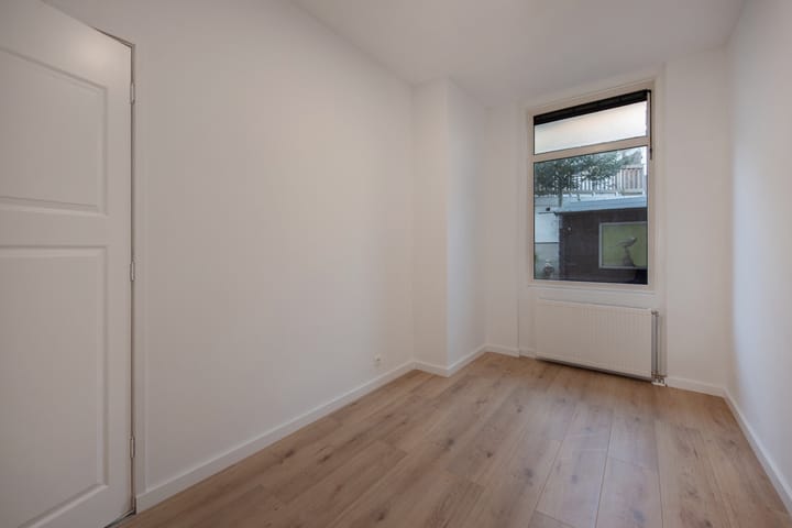 Foto 14 van Van Musschenbroekstraat 253