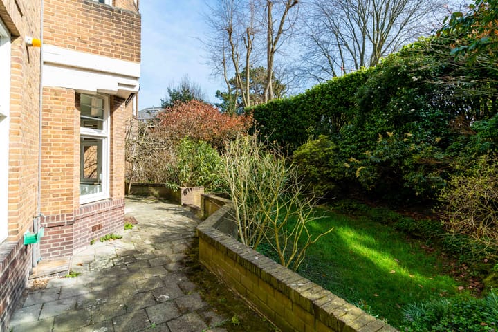 Foto 9 van Alexander Gogelweg 7