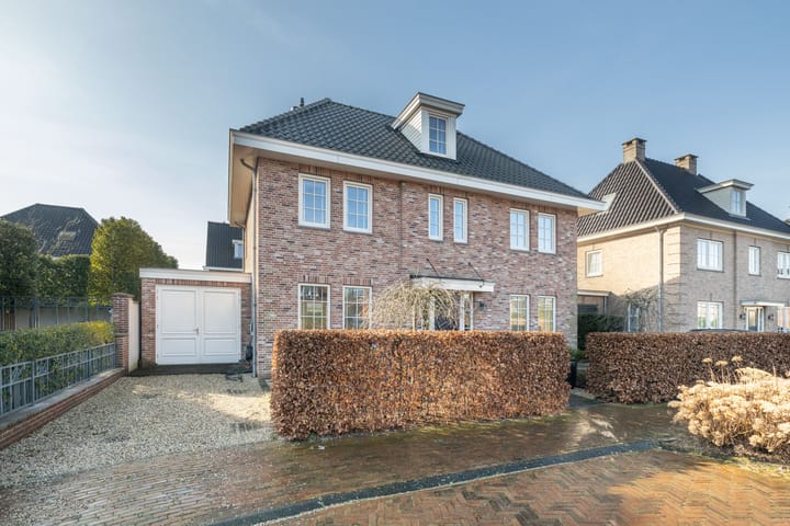 Foto 1 van Olaertsduynstraat 19