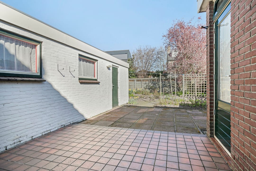 Foto 28 van Esdoornlaan 28