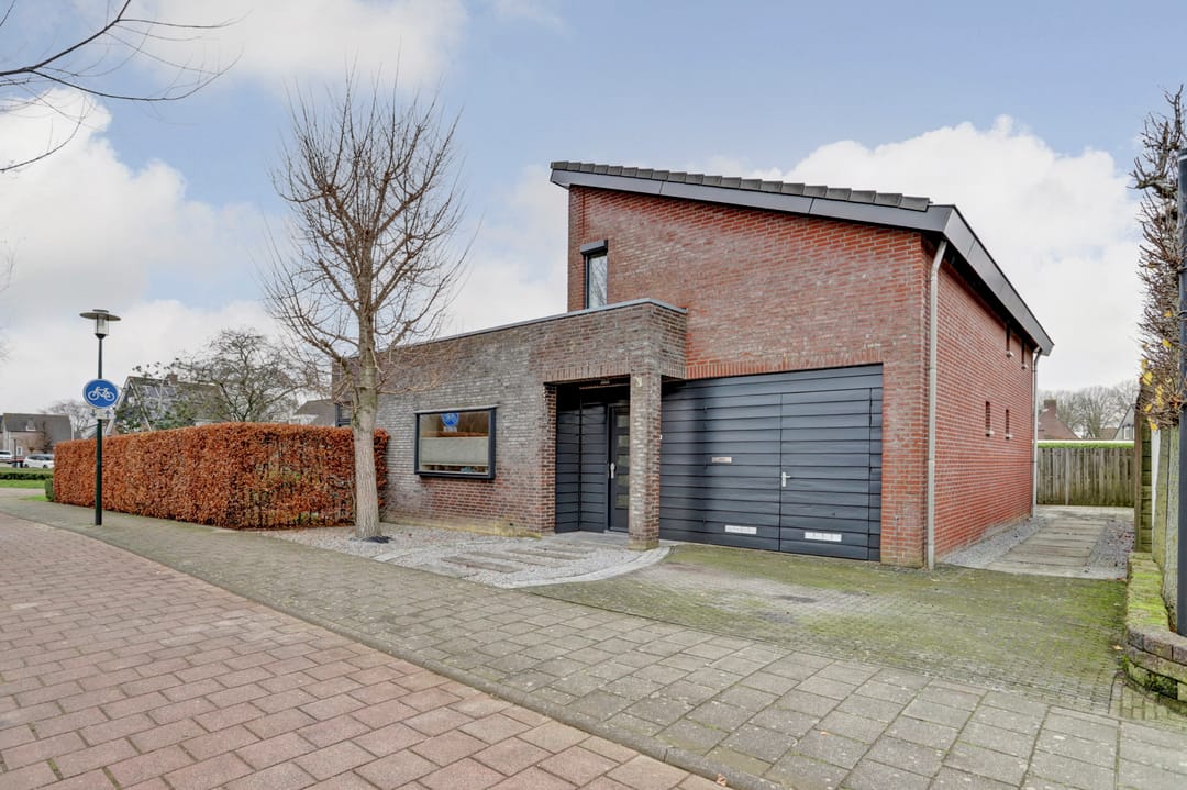 Foto 2 van Kardeel 8