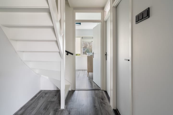 Photo 34 of Indus 46