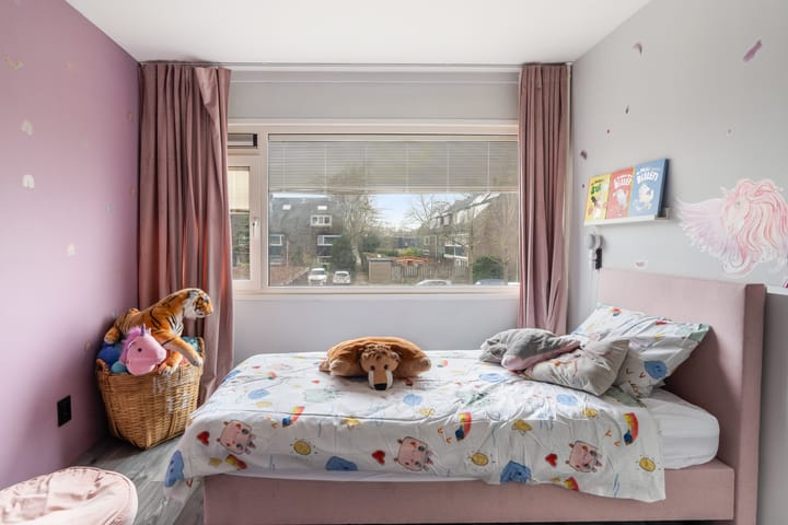 Photo 39 of Indus 46