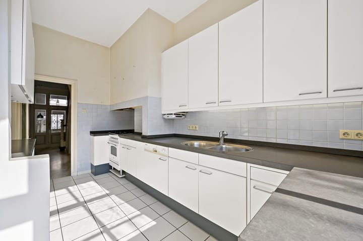 Foto 18 van Riouwstraat 163