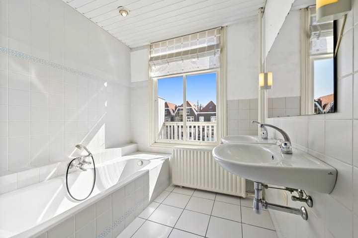 Foto 49 van Riouwstraat 163